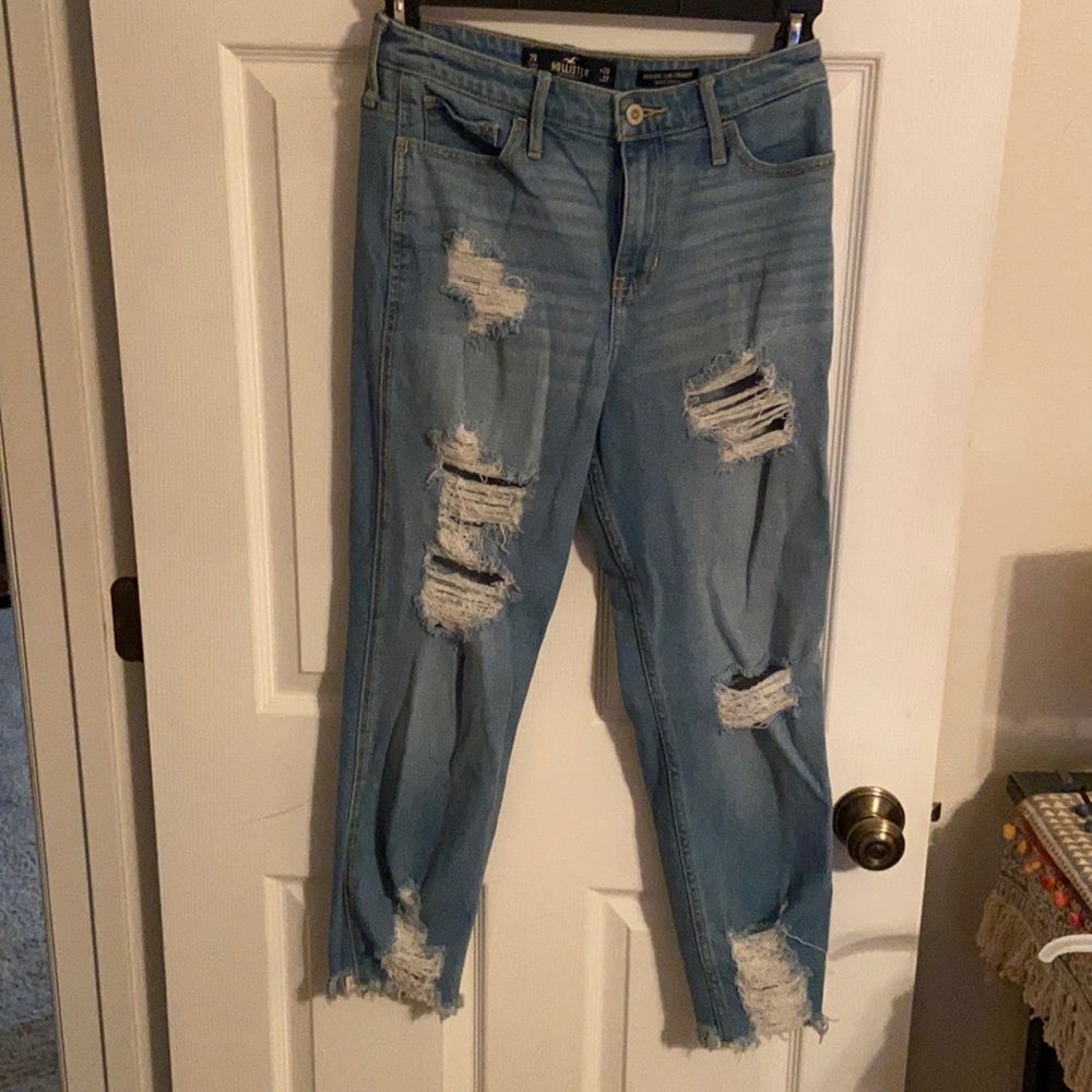 Hollister ripped jeans